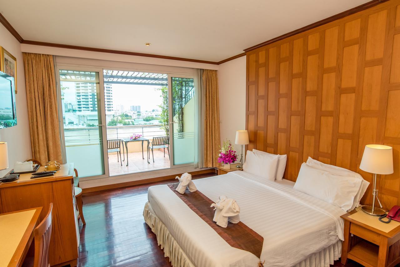 New Siam Riverside Банкок Екстериор снимка